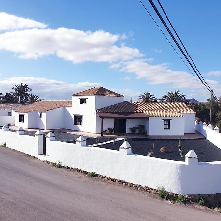 Villa Las Palmeras Антигуа Экстерьер фото