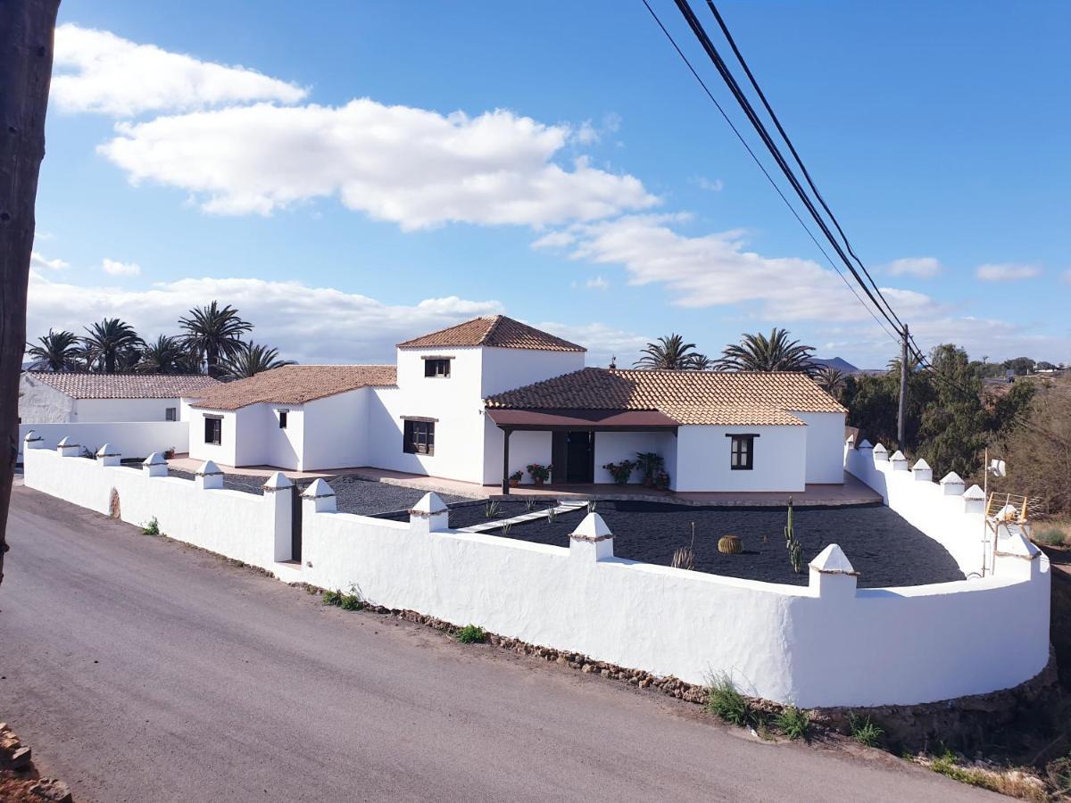 Villa Las Palmeras Антигуа Экстерьер фото