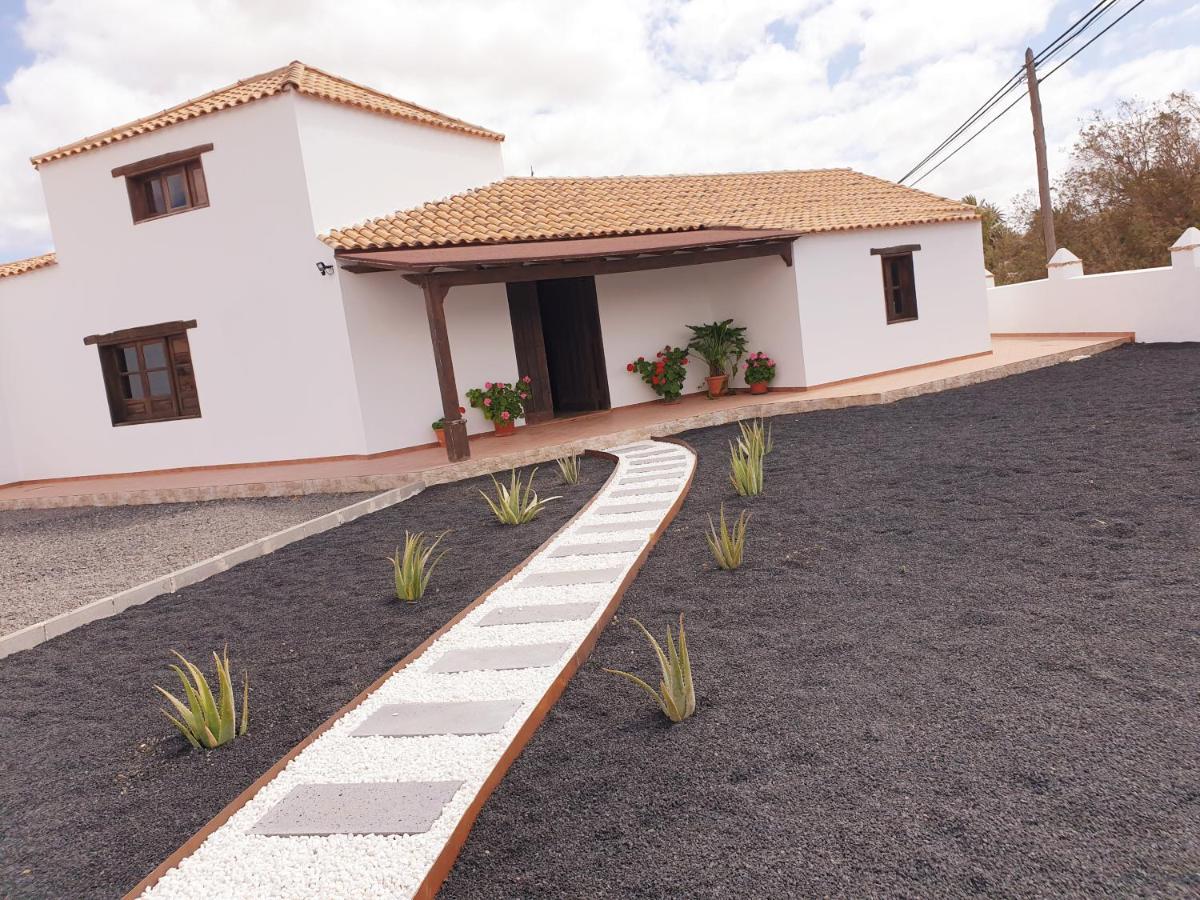 Villa Las Palmeras Антигуа Экстерьер фото