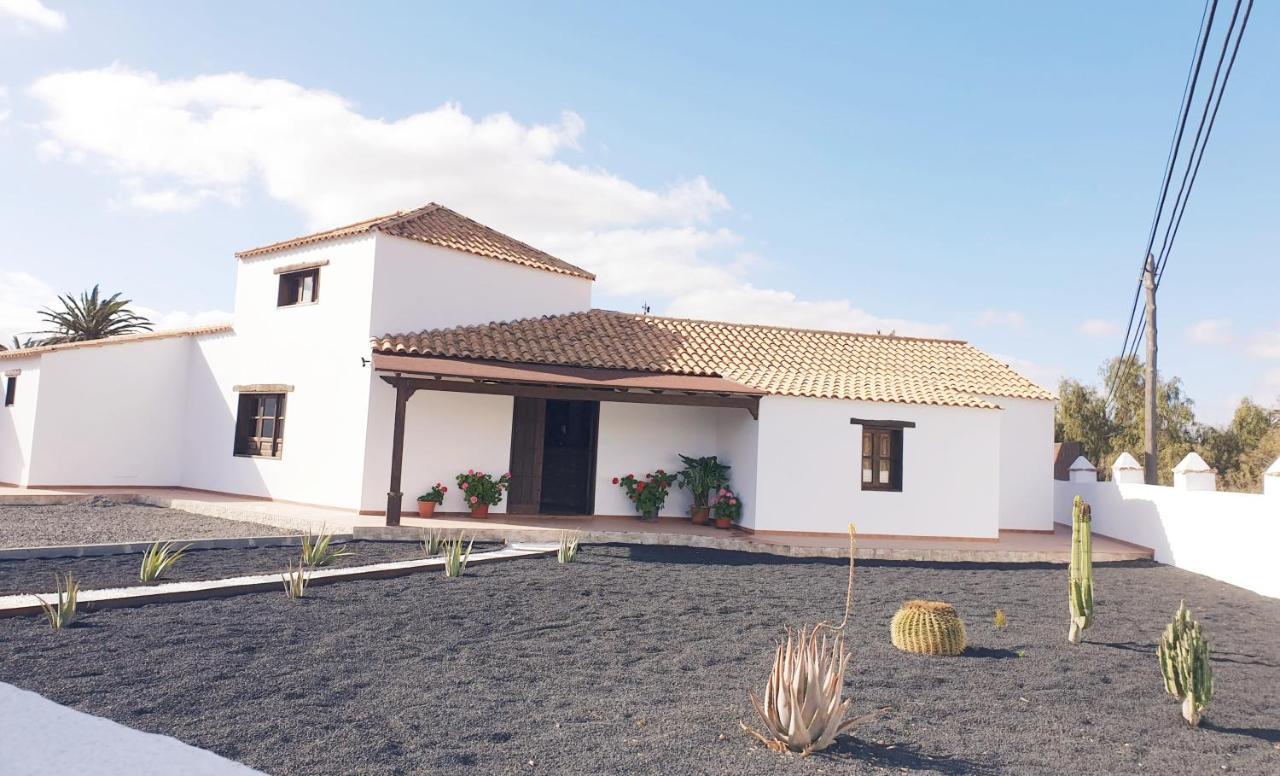 Villa Las Palmeras Антигуа Экстерьер фото